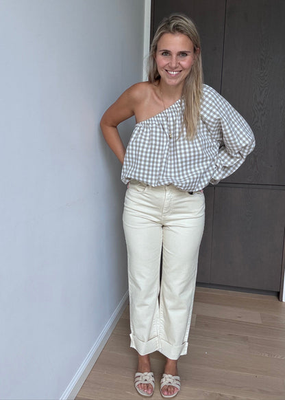 Mom-fit jeans
