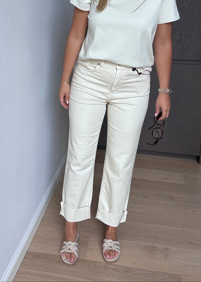 Mom-fit jeans